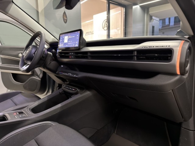 JEEP AVENGER 1200 HYBRID 110 CV SUMMIT